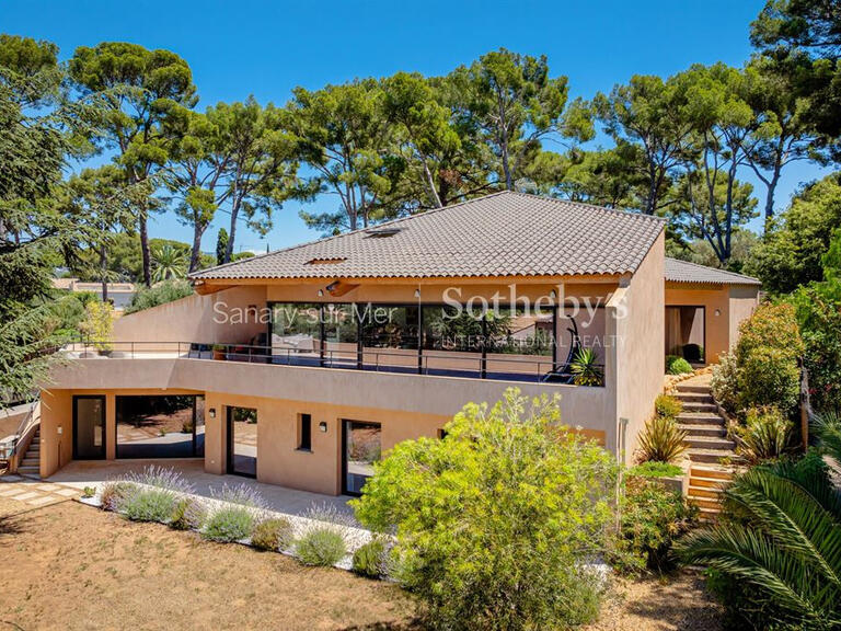 House Sanary-sur-Mer - 6 bedrooms - 300m²