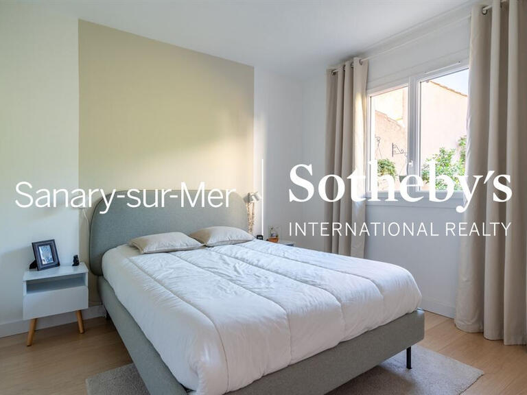 Maison Sanary-sur-Mer - 3 chambres - 130m²