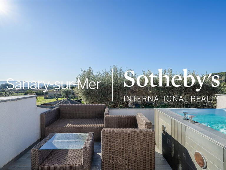 Maison Sanary-sur-Mer - 3 chambres - 187m²