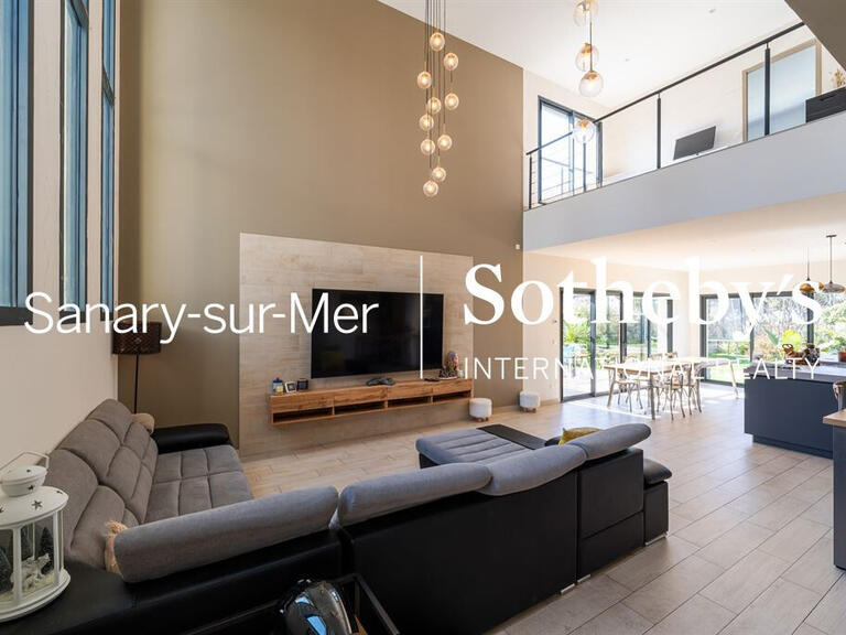 Maison Sanary-sur-Mer - 5 chambres - 205m²