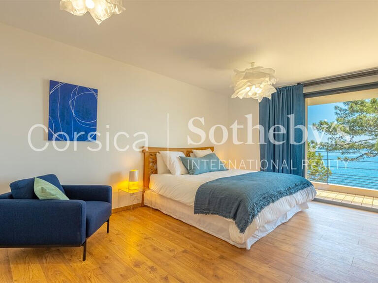 House Sari-Solenzara - 5 bedrooms - 400m²