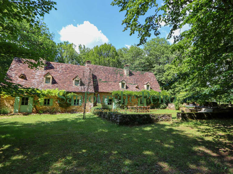 House Sarlat-la-Canéda - 5 bedrooms - 146m²