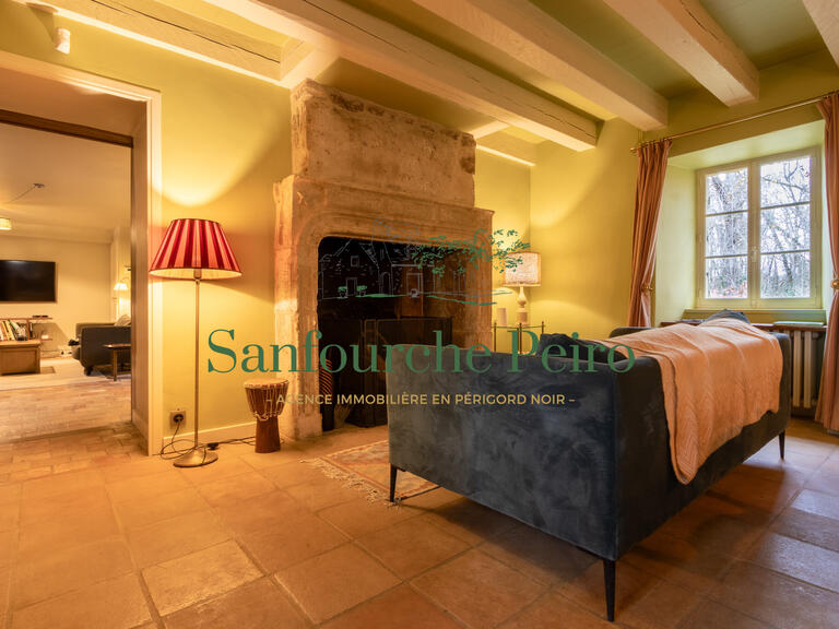 Maison Sarlat-la-Canéda - 5 chambres - 146m²