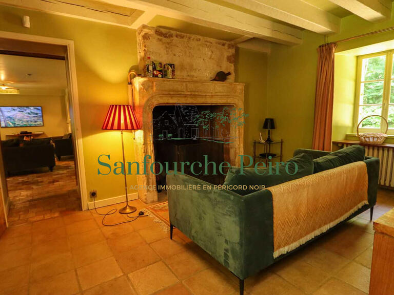 House Sarlat-la-Canéda - 5 bedrooms - 146m²