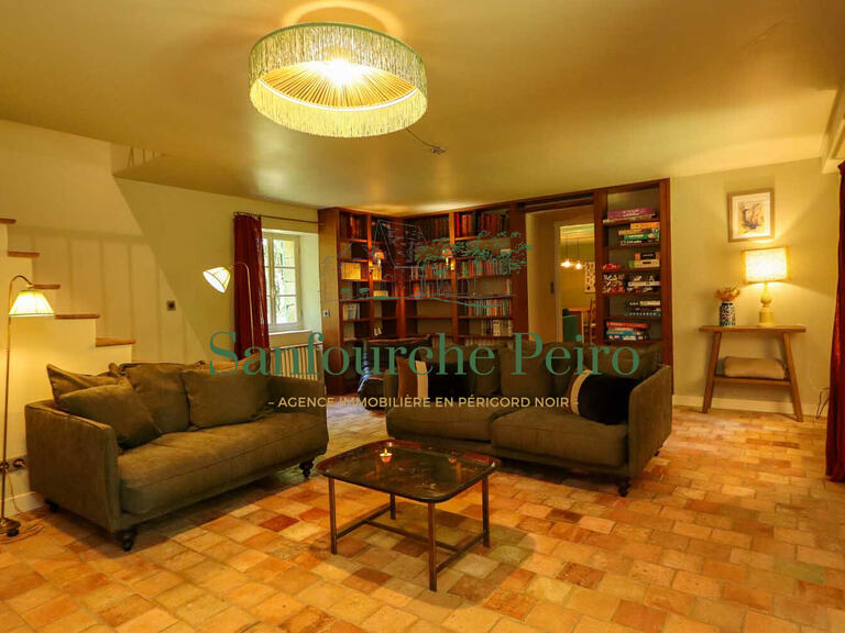 House Sarlat-la-Canéda - 5 bedrooms - 146m²