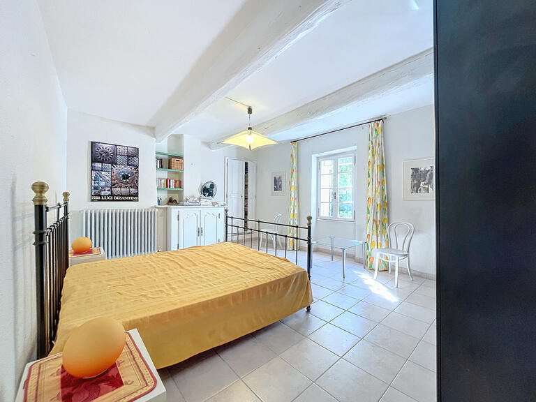 Maison Sarrians - 5 chambres - 270m²