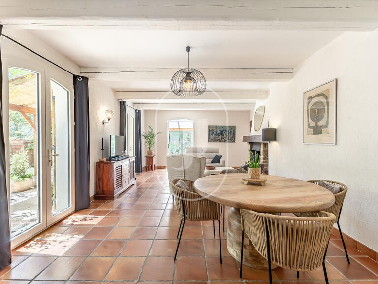 Vente Maison Saumane-de-Vaucluse - 5 chambres