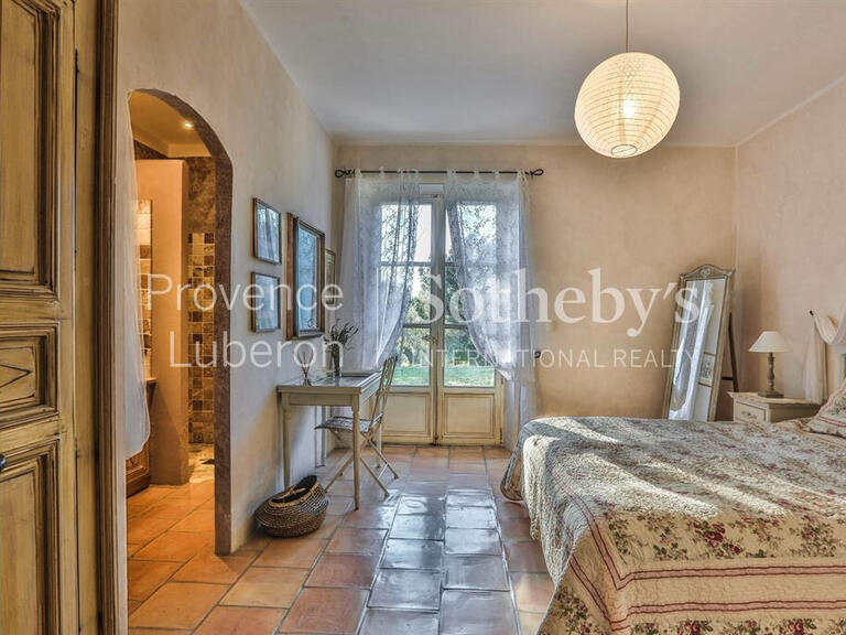 Maison Saumane-de-Vaucluse - 4 chambres - 300m²