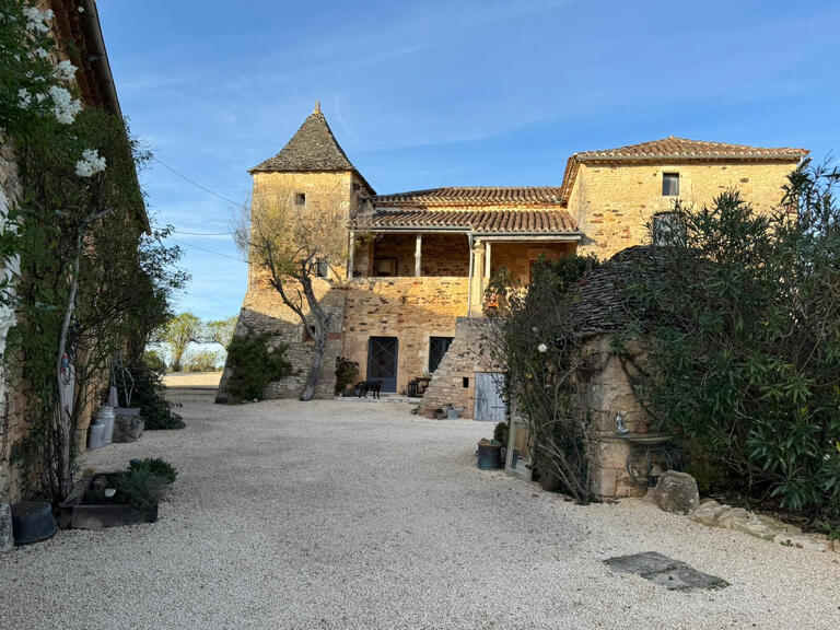 Maison Sauveterre-la-Lémance - 6 chambres - 287m²