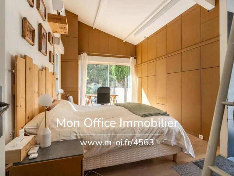 Propriété Simiane-Collongue - 7 chambres - 263m²