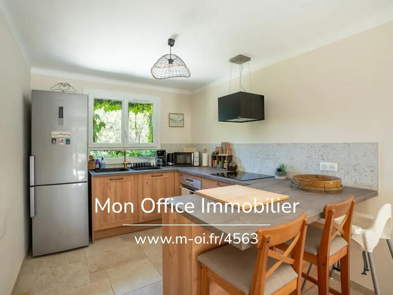 Propriété Simiane-Collongue - 7 chambres - 263m²