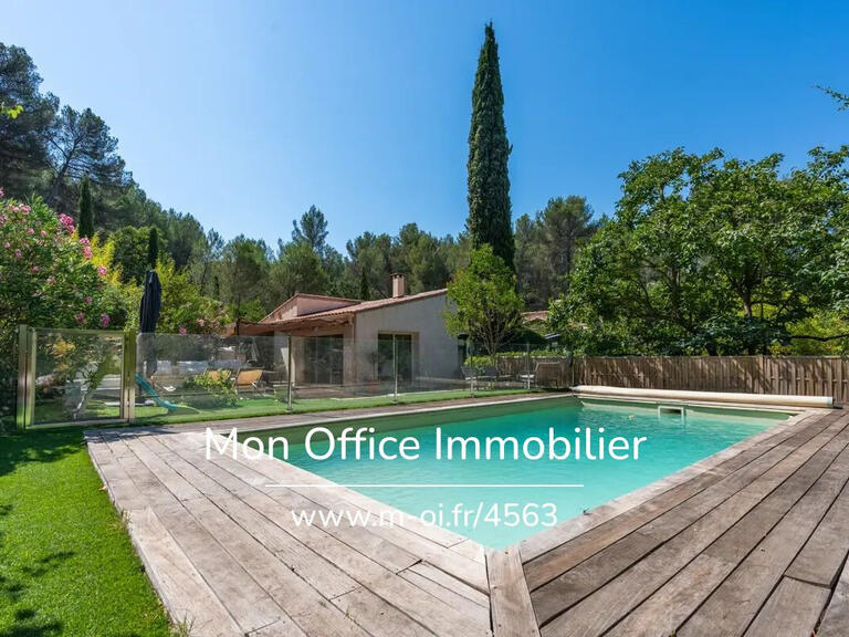 Propriété Simiane-Collongue - 7 chambres - 263m²