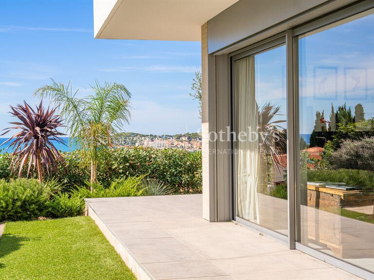 Apartment Six-Fours-les-Plages - 3 bedrooms - 130m²