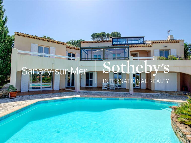 House Six-Fours-les-Plages - 4 bedrooms - 285m²