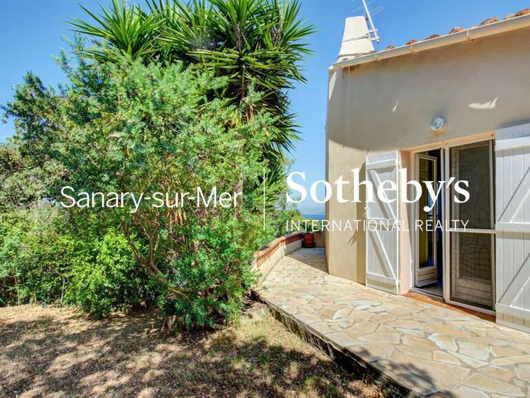 House Six-Fours-les-Plages - 4 bedrooms - 285m²