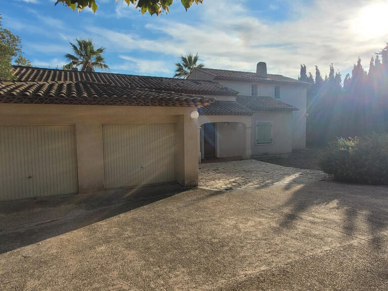 House Six-Fours-les-Plages - 3 bedrooms - 170m²