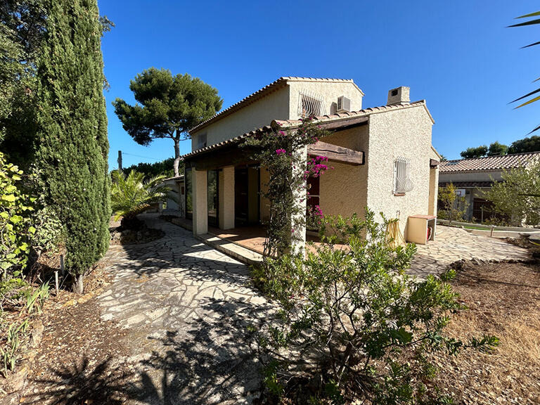 House Six-Fours-les-Plages - 3 bedrooms - 100m²