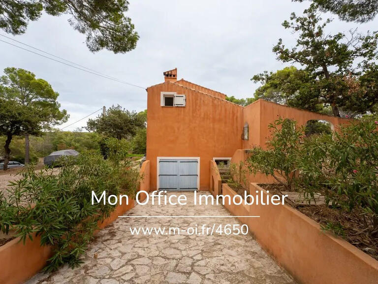 Villa Six-Fours-les-Plages - 3 bedrooms - 115m²