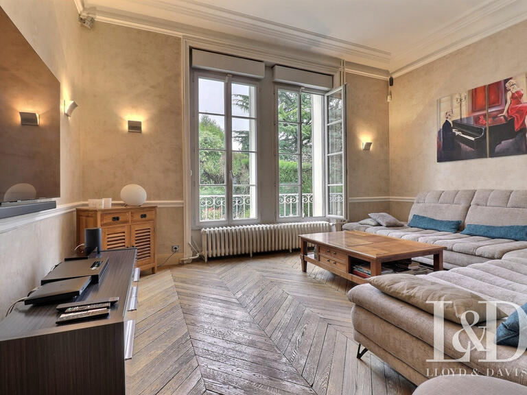 Maison Soisy-sur-Seine - 9 chambres - 360m²