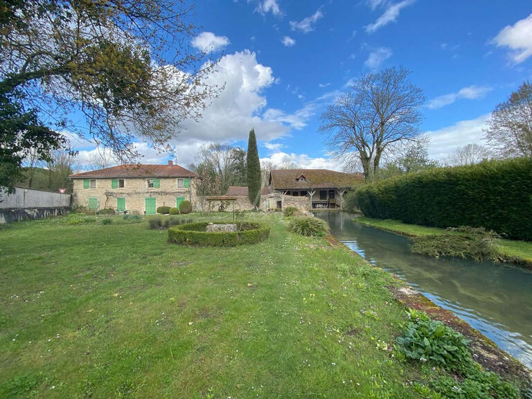 Property Sommevoire - 6 bedrooms