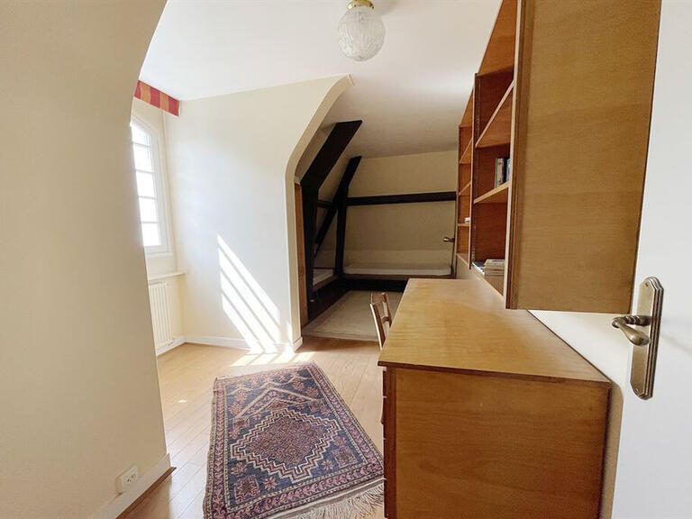 Maison Sucy-en-Brie - 6 chambres - 250m²