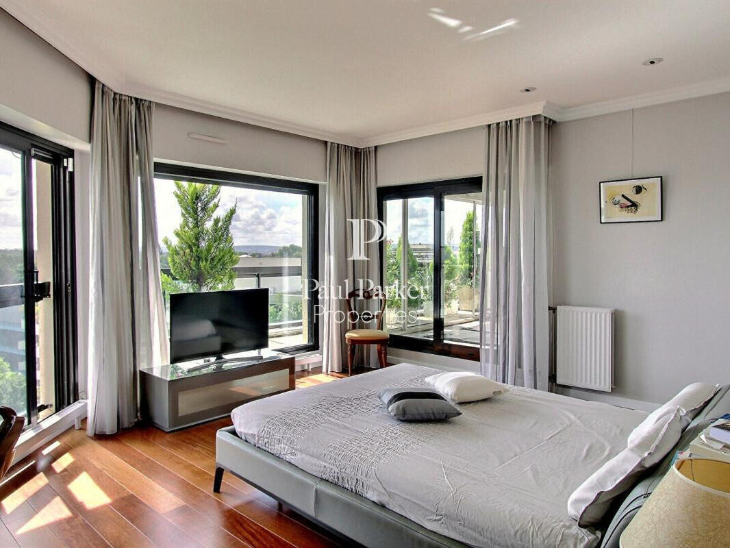 Apartment Suresnes