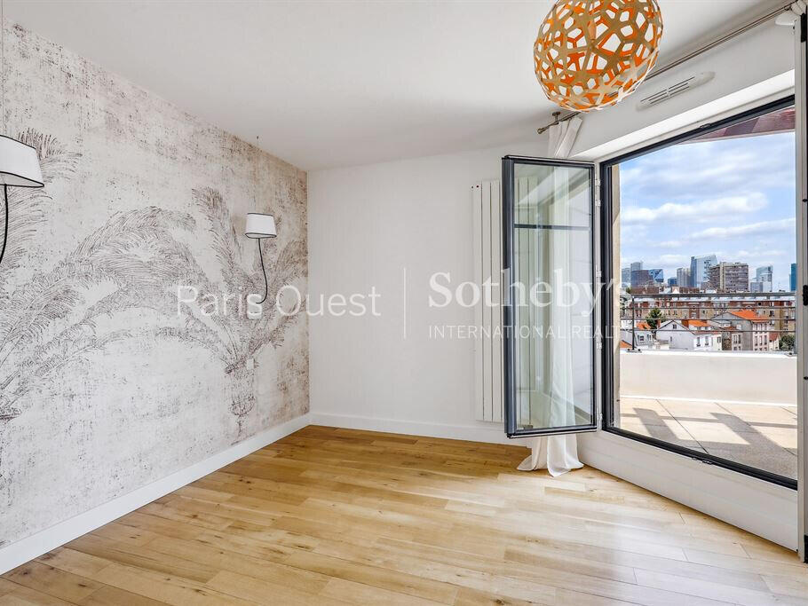 Apartment Suresnes