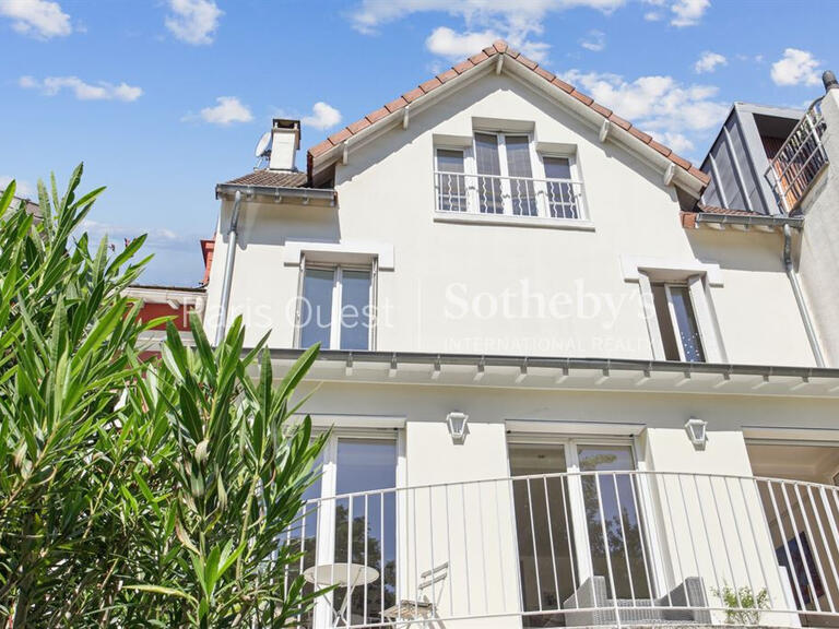 House Suresnes - 4 bedrooms - 192m²