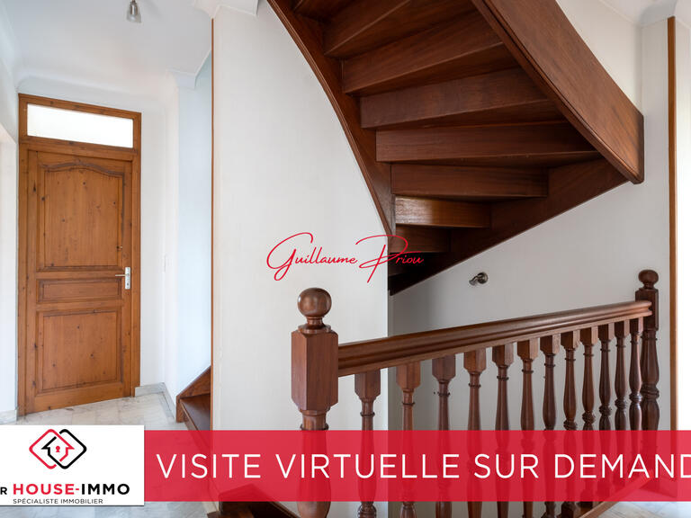 Villa Talence - 6 bedrooms - 196m²