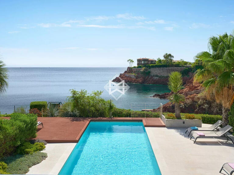 Property Théoule-sur-Mer - 9 bedrooms - 417m²