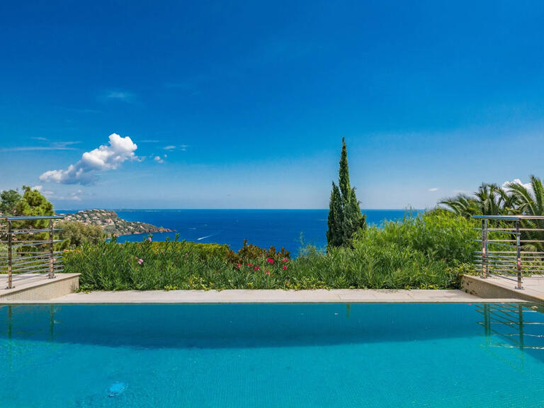 Villa Théoule-sur-Mer - 4 bedrooms - 231m²