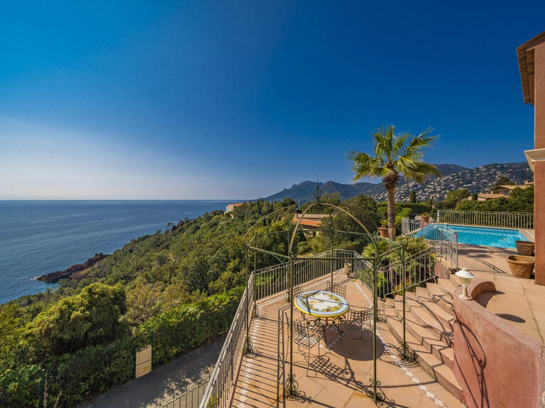 Villa Théoule-sur-Mer - 4 bedrooms - 177m²