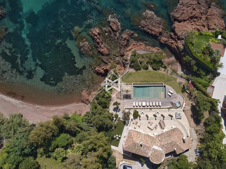 Villa with Sea view Théoule-sur-Mer - 6 bedrooms - 377m²