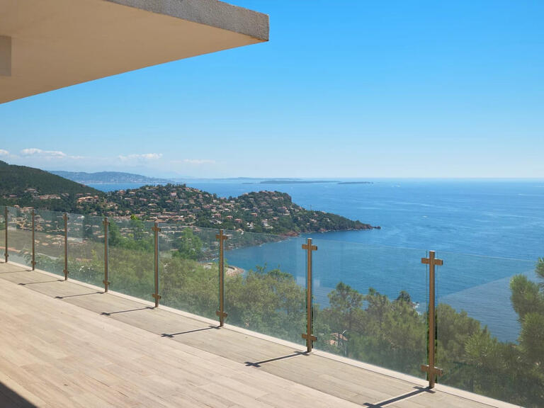 Villa Théoule-sur-Mer - 4 bedrooms - 185m²