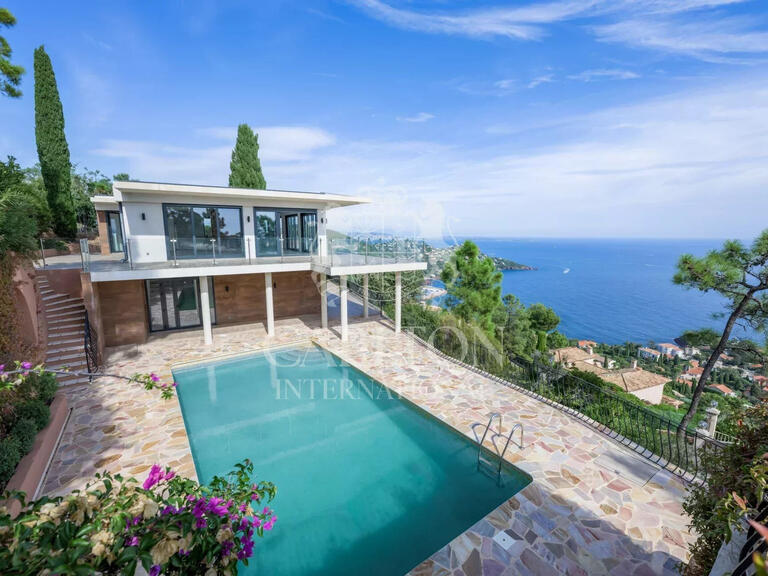 Villa Théoule-sur-Mer - 4 bedrooms - 210m²