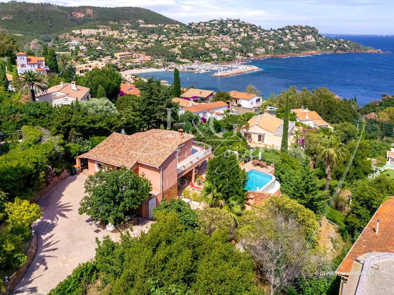 Villa Théoule-sur-Mer - 3 bedrooms - 145m²