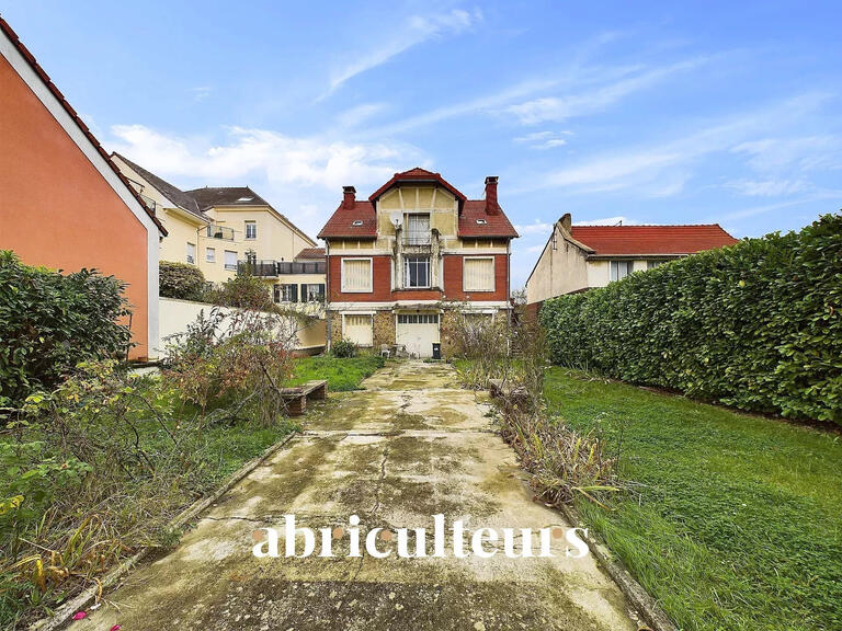 Maison Thiais - 8 chambres - 287m²