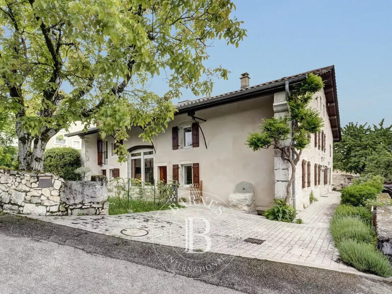 Maison Thoiry - 334m²