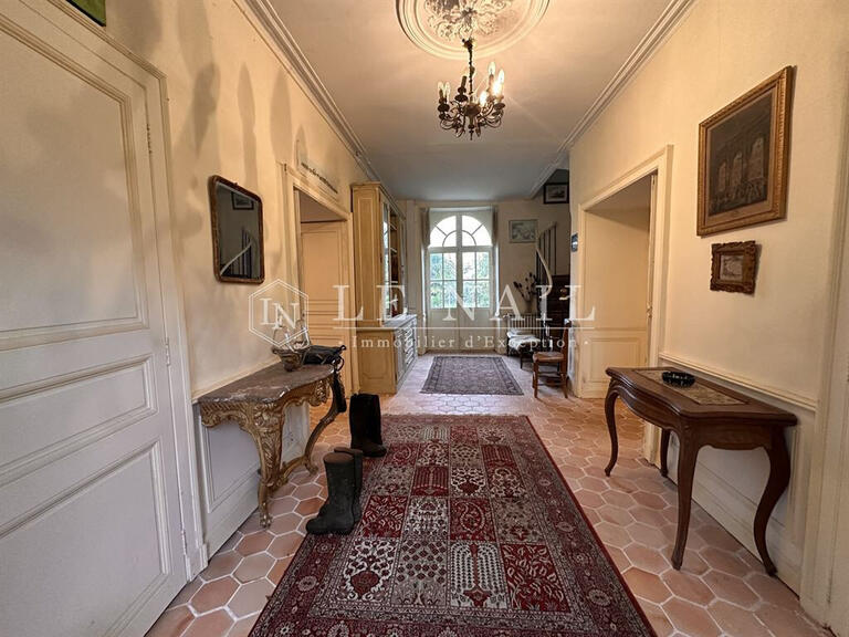 Manor Thouaré-sur-Loire - 6 bedrooms - 263m²