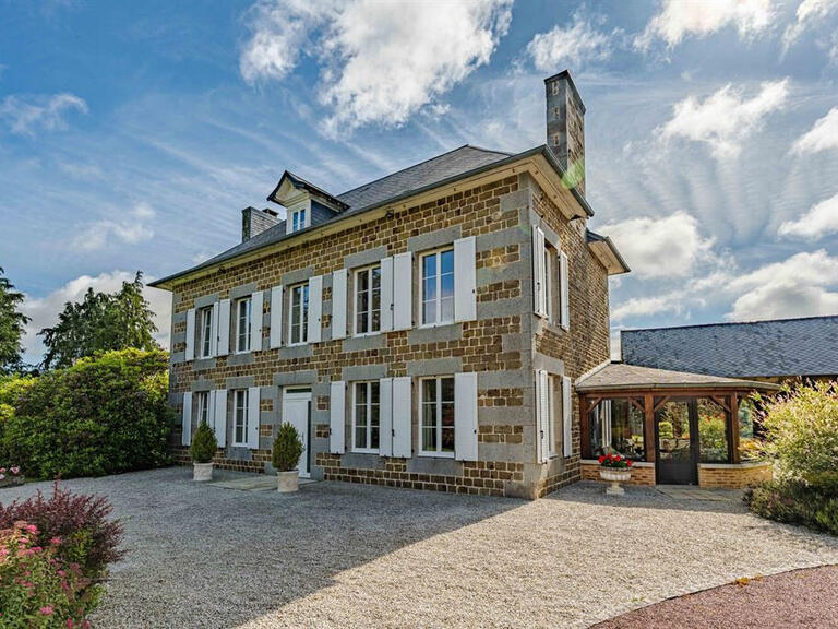 House Torigni-sur-Vire - 5 bedrooms - 252m²