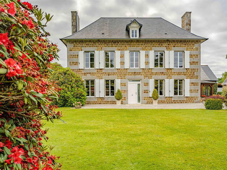 House Torigni-sur-Vire - 5 bedrooms - 252m²