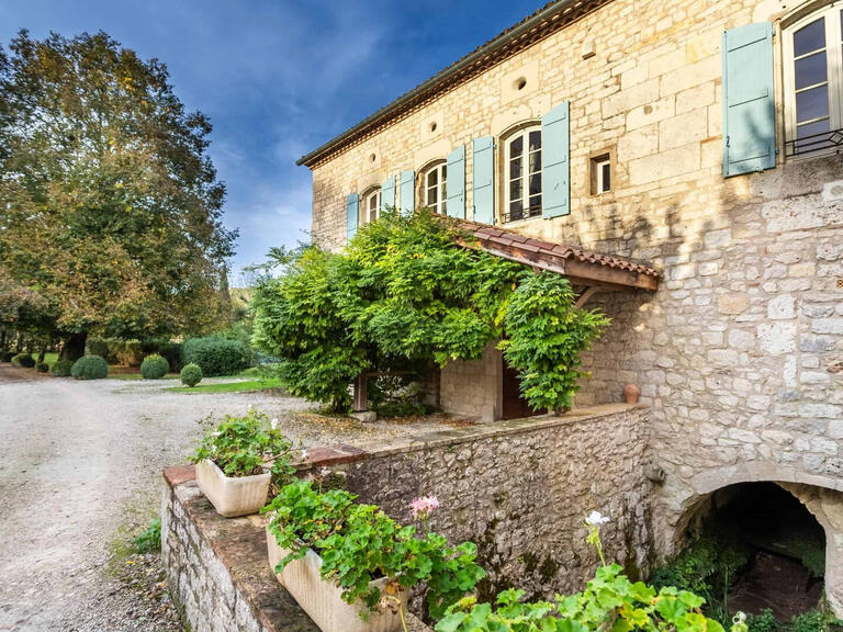 Propriété Touffailles - 3 chambres - 600m²