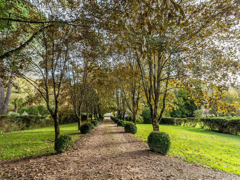 Propriété Touffailles - 3 chambres - 600m²