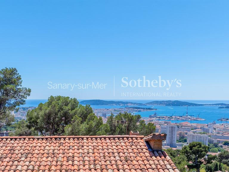 Maison Toulon - 5 chambres - 221m²