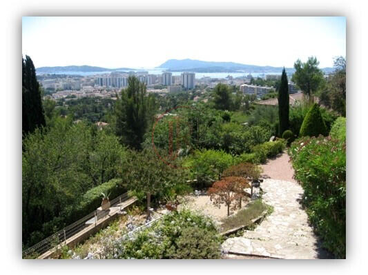 Maison Toulon - 8 chambres - 407m²