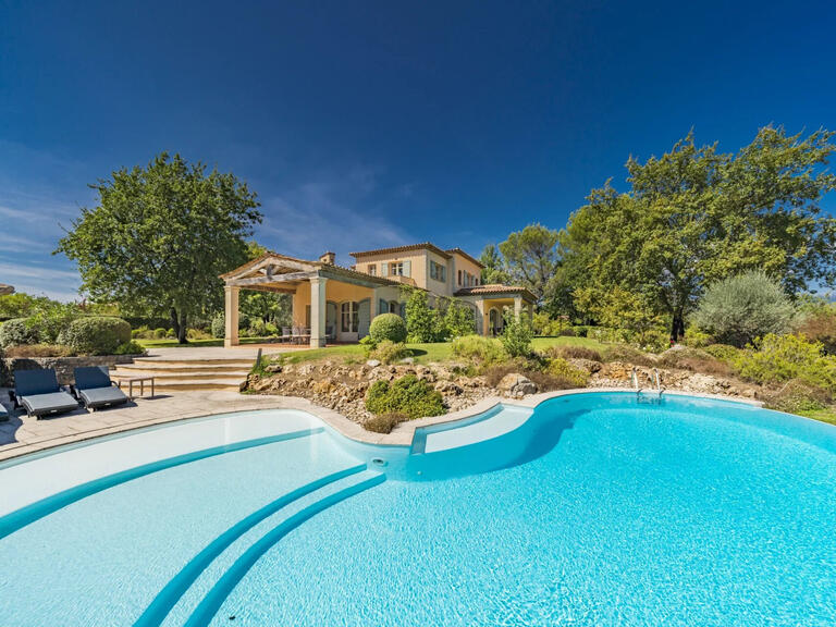 Villa Tourrettes - 4 bedrooms - 327m²