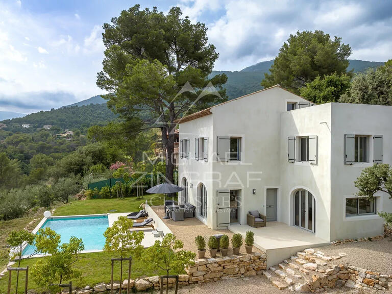 Villa Tourrettes-sur-Loup - 4 chambres - 176m²