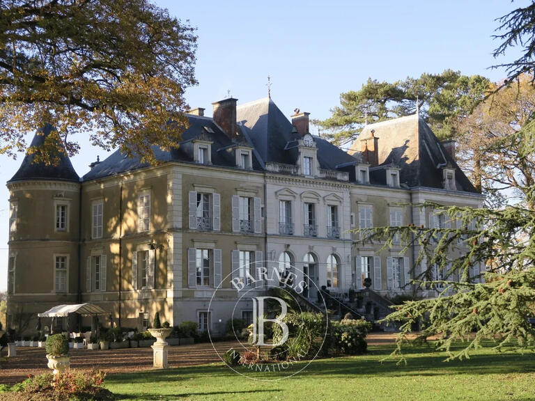 Château Tours - 17 chambres - 1200m²