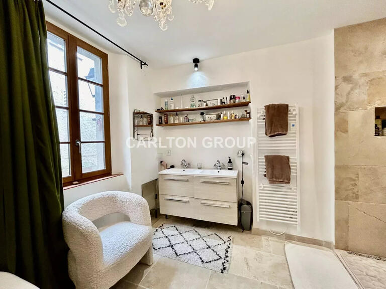 Apartment Tourtour - 2 bedrooms - 140m²