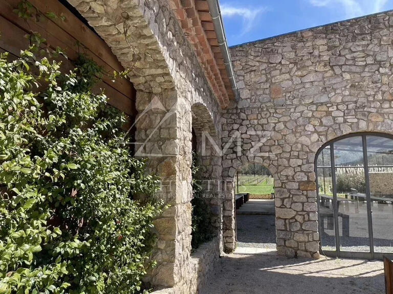 Domaine viticole Tourtour - 1044m²